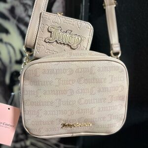 🤎🩷NWT-Juicy Couture Gothic Dots Cafe Bestsellers Camera Crossbody & wallet🤎🩷